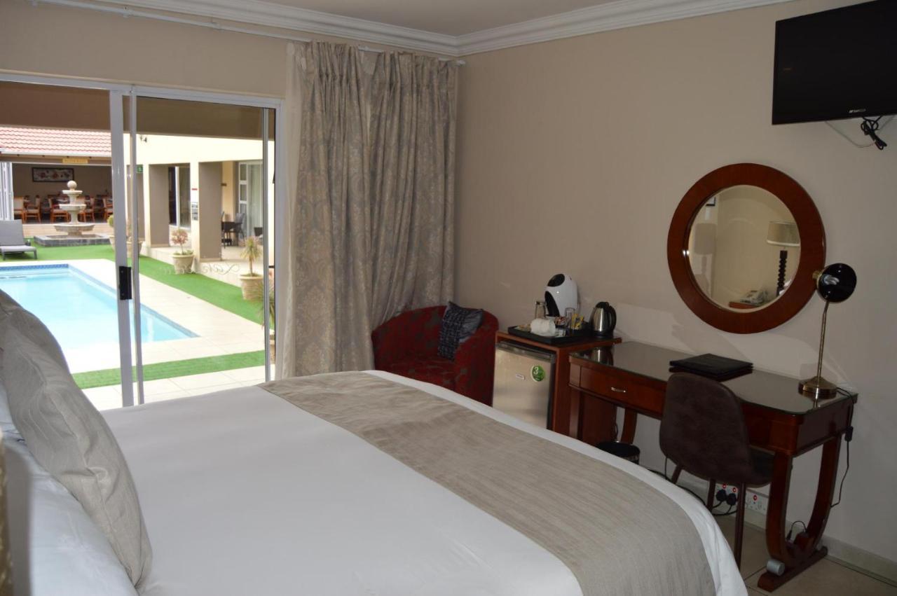 Lakeview Boutique Hotel & Conference Center Benoni Exterior foto